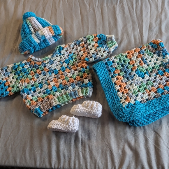 4 Piece Baby Gift Set 0-3 Month